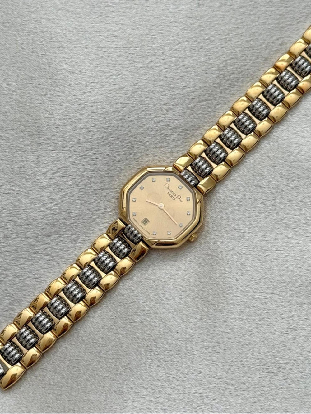 AUTHENTIC VINTAGE DIOR TWO-TONED WATCH - DIAMOND HOUR MARKERS - Picture 4 of 7